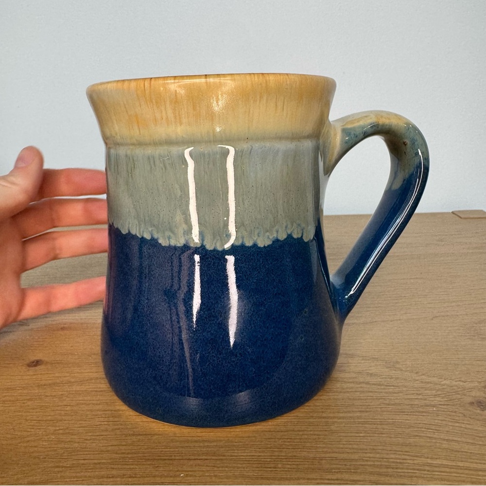Vintage 90’s Y2K Blue and Tan Ceramic 'Computer Genius' Mug - Picture 3 of 7